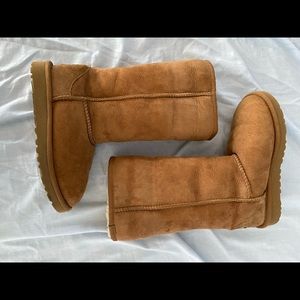 UGGS girls size 1